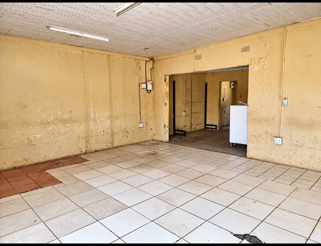 2 BEDROOM HOUSE FOR SALE IN EVATON WEST